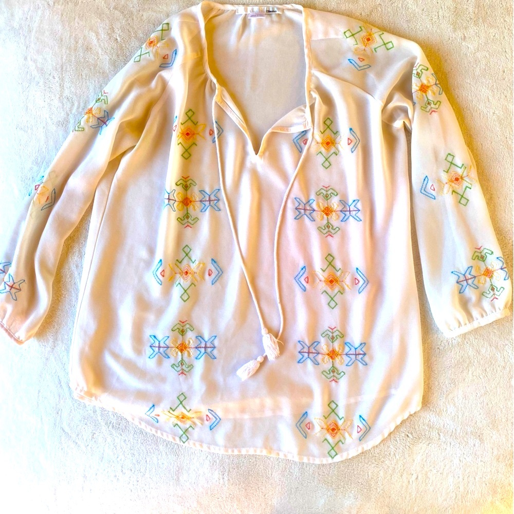 Ellison White Sheer Top Tribal 3/4